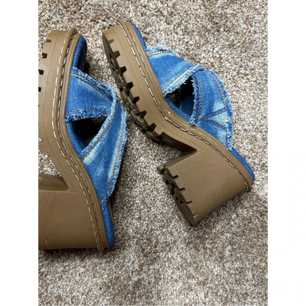 Delia's by Dolls Kill Star Worthy Cross Strap Slides 7 Denim Block Heel Sandals